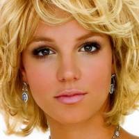 Britney Kembali Berkicau